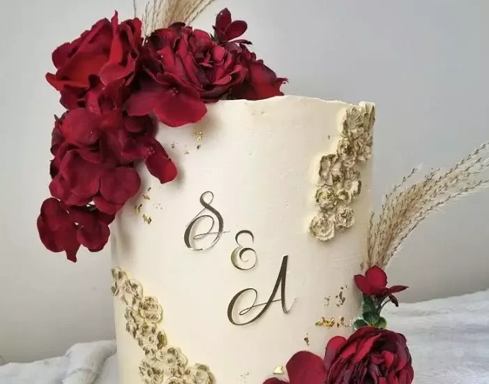 make a wedding cake