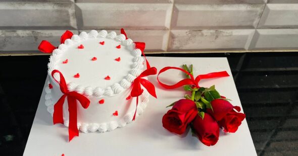 25th Wedding Anniversary Cake Ideas: Silver Jubilee Designs from a Bangalore Bakery