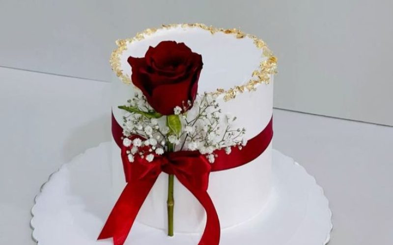 Lace 25th Anniversary cakes in bangalore