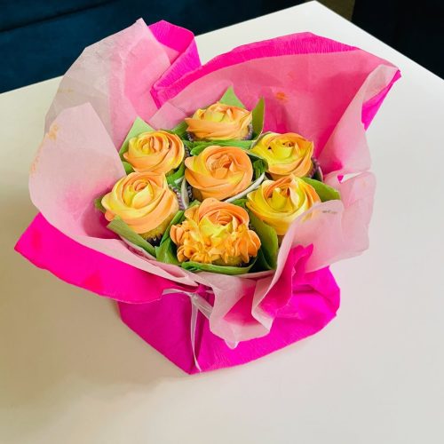 Cupcakes bouquet 🍰✨ Welcome to Ank Cakeland- Where Bangalore’s Sweet Dreams Begin! ✨🍰🏰🎂 Disc