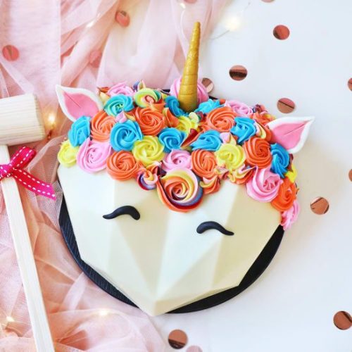 pinata cake unicon